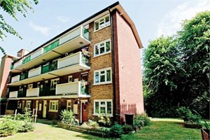 Broadfield Broadhurst Gardens